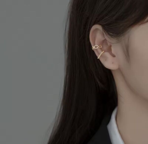 Ear Cuff Laura Ouro - Image 2
